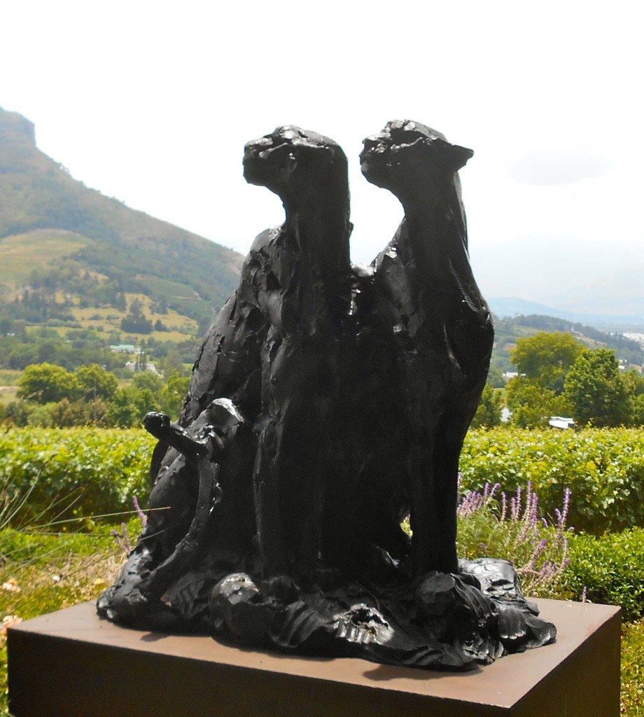 Love this beautiful cheetah sculpture 