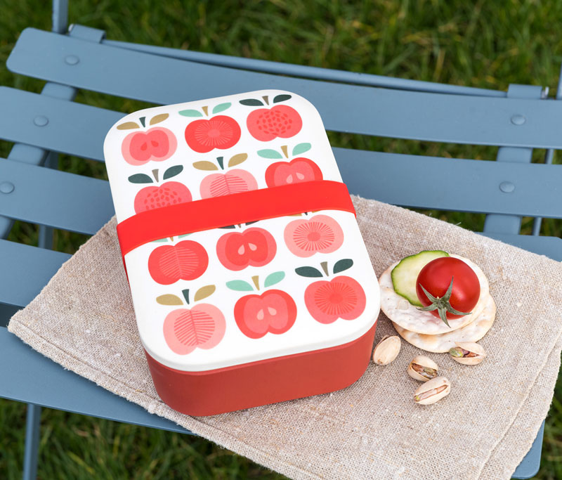 Competition: Vintage Apple lunchbox