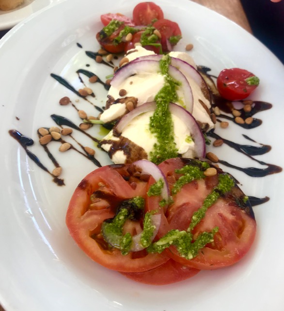 Simon's: Caprese