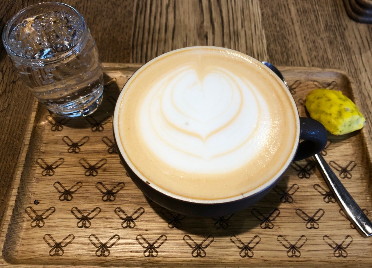 Coco Safar: cafe latte
