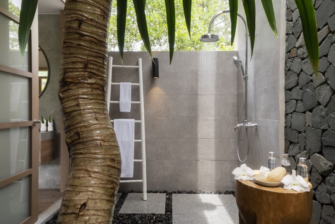 The Sarojin: outdoor shower