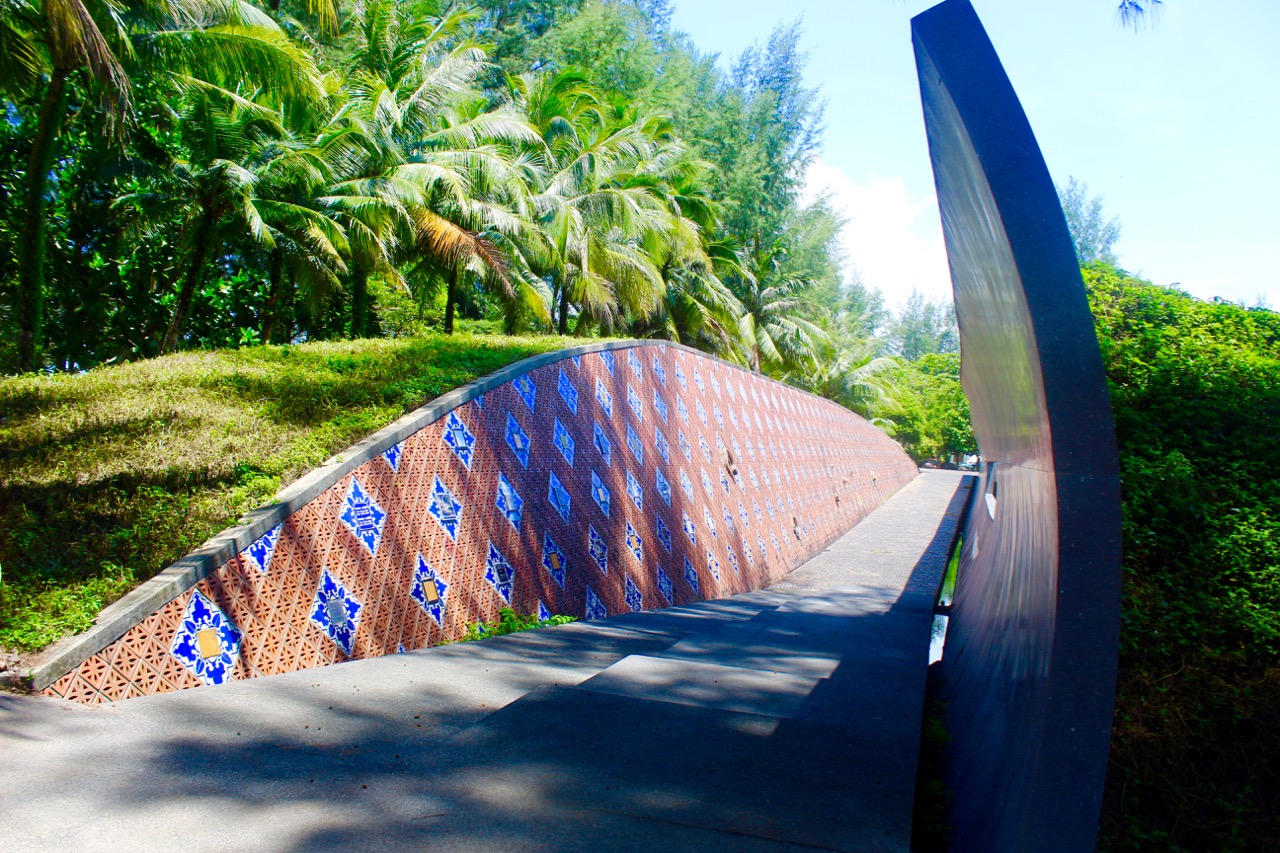 The Sarojin: tsunami monument